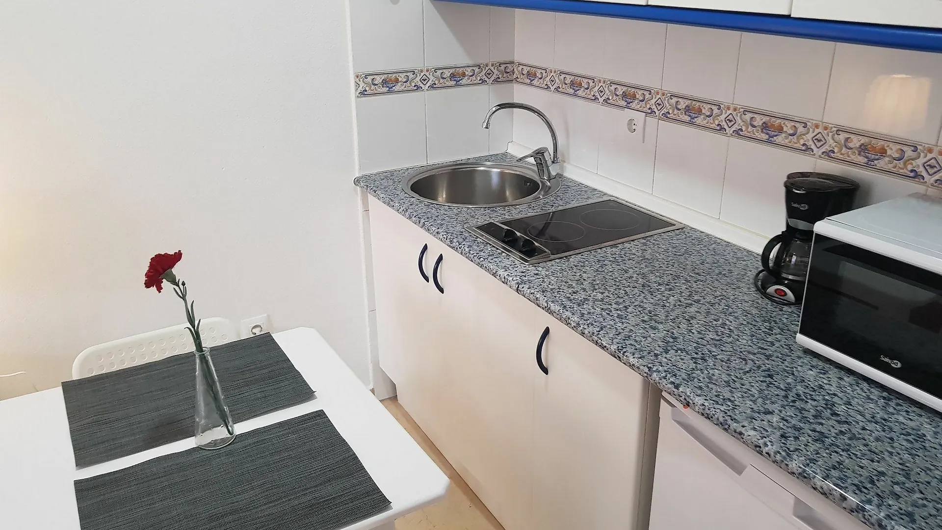 Fan Flat Mariscal Apartment Malaga Spain