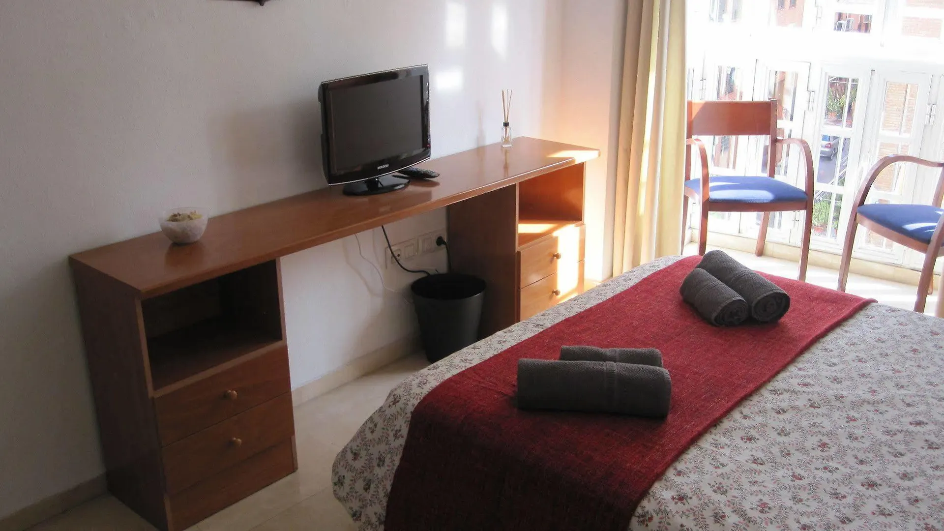 Fan Flat Mariscal Apartment Malaga Spain