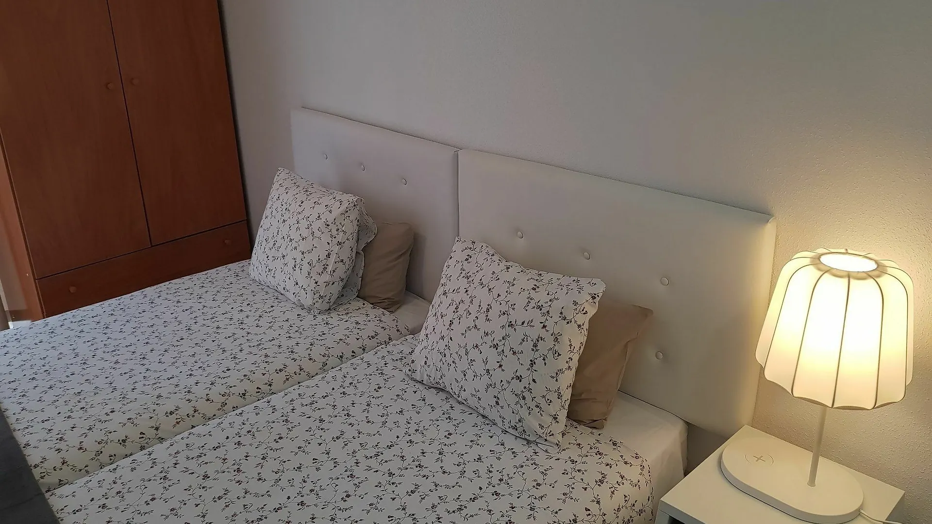 Fan Flat Mariscal Apartment Malaga