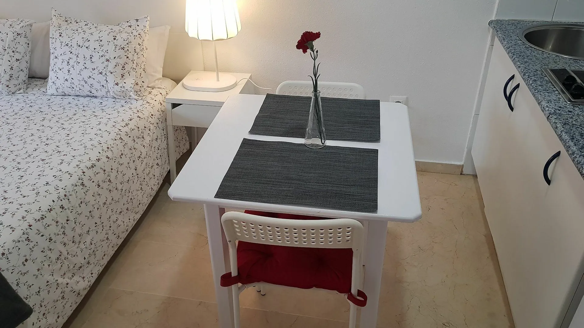 Fan Flat Mariscal Apartment Malaga 0*,  Spain