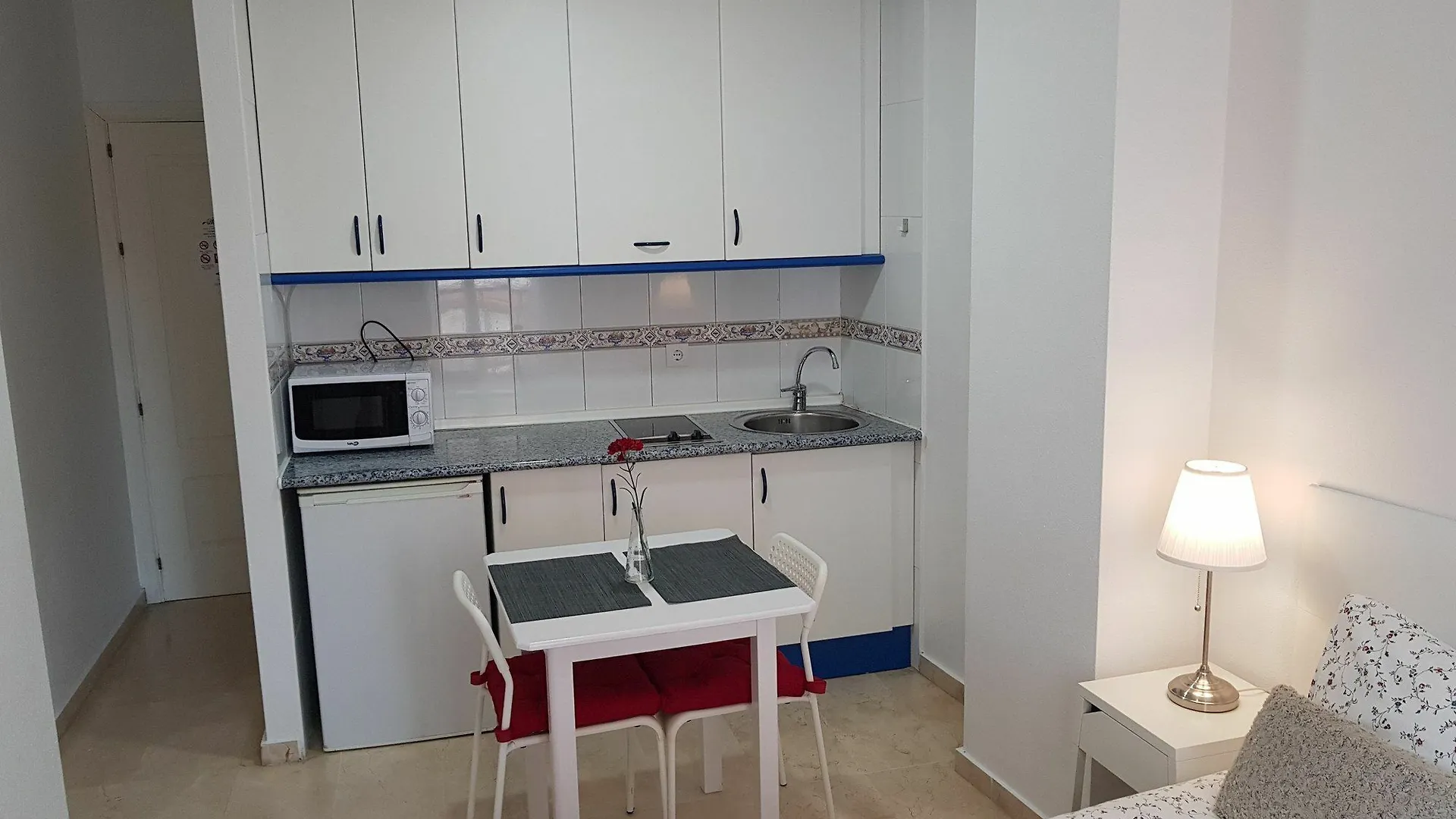 Fan Flat Mariscal Apartment Malaga Spain