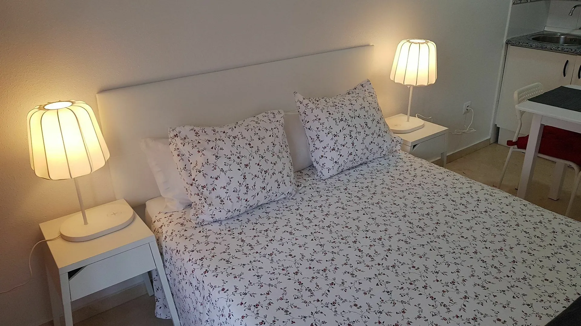 Fan Flat Mariscal Apartment Malaga